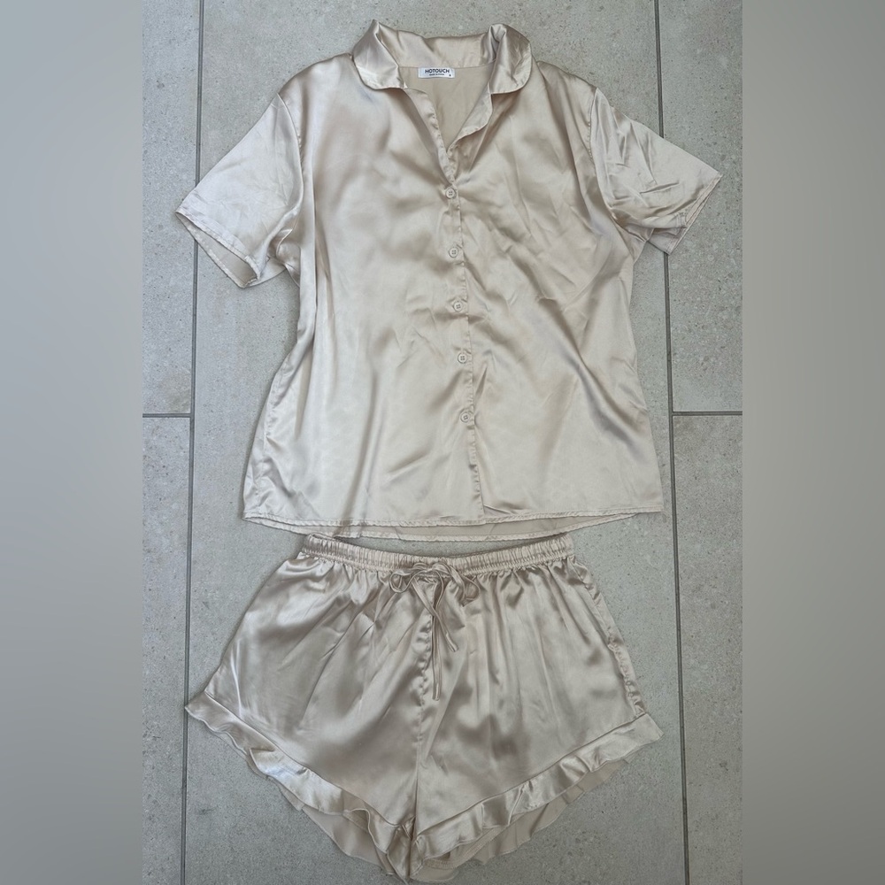 Elegant Sleepwear Set in Cream sz M